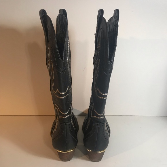 Very Volatile Raspy Western Faux Black Leather Embroidered Boots Size 7 - Picture 4 of 15
